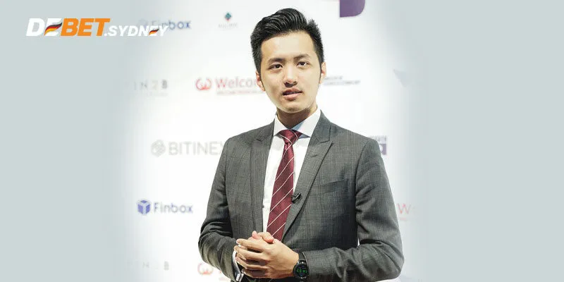 Sự nghiệp của tác giả Debet